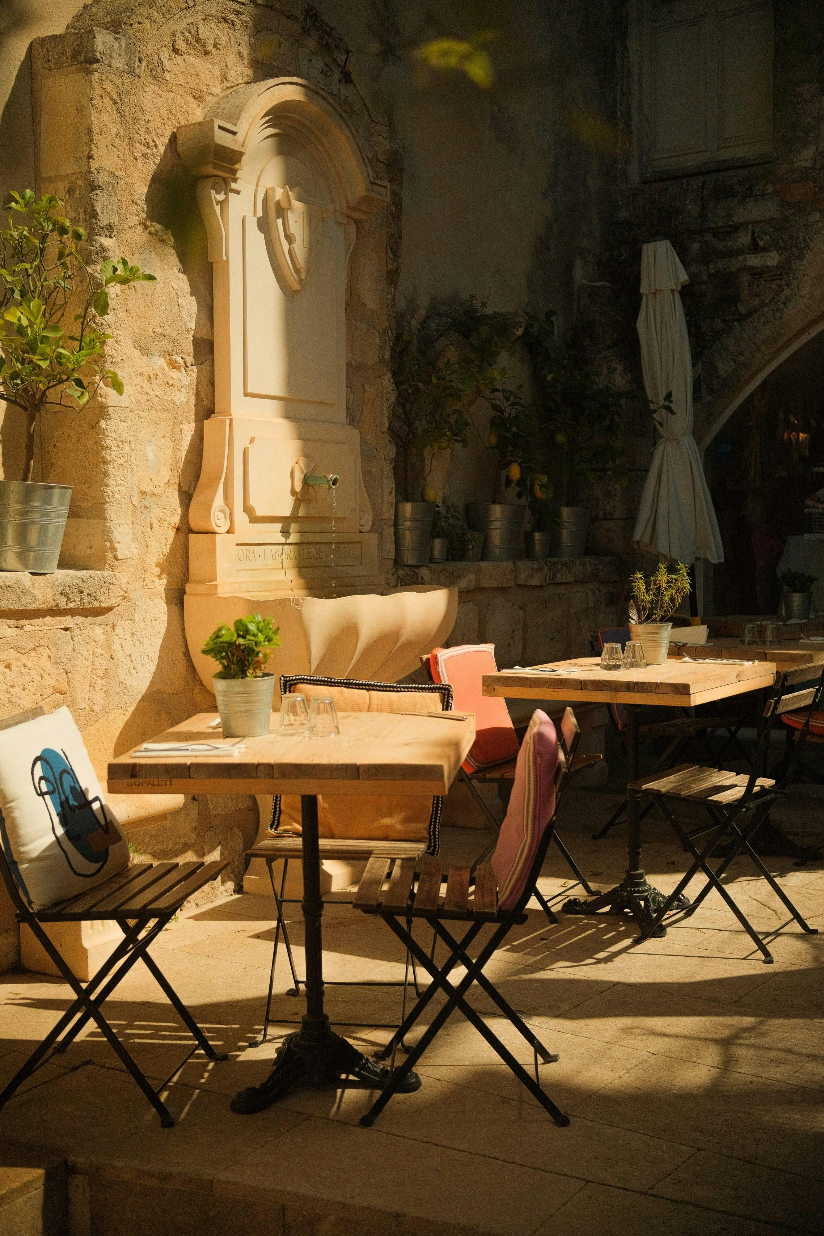 La terrasse ombragée de Braise